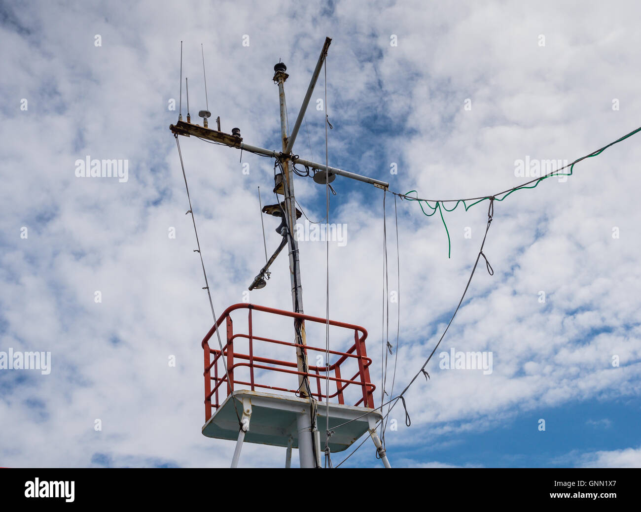 Ship crows nest hi-res stock photography and images - Alamy