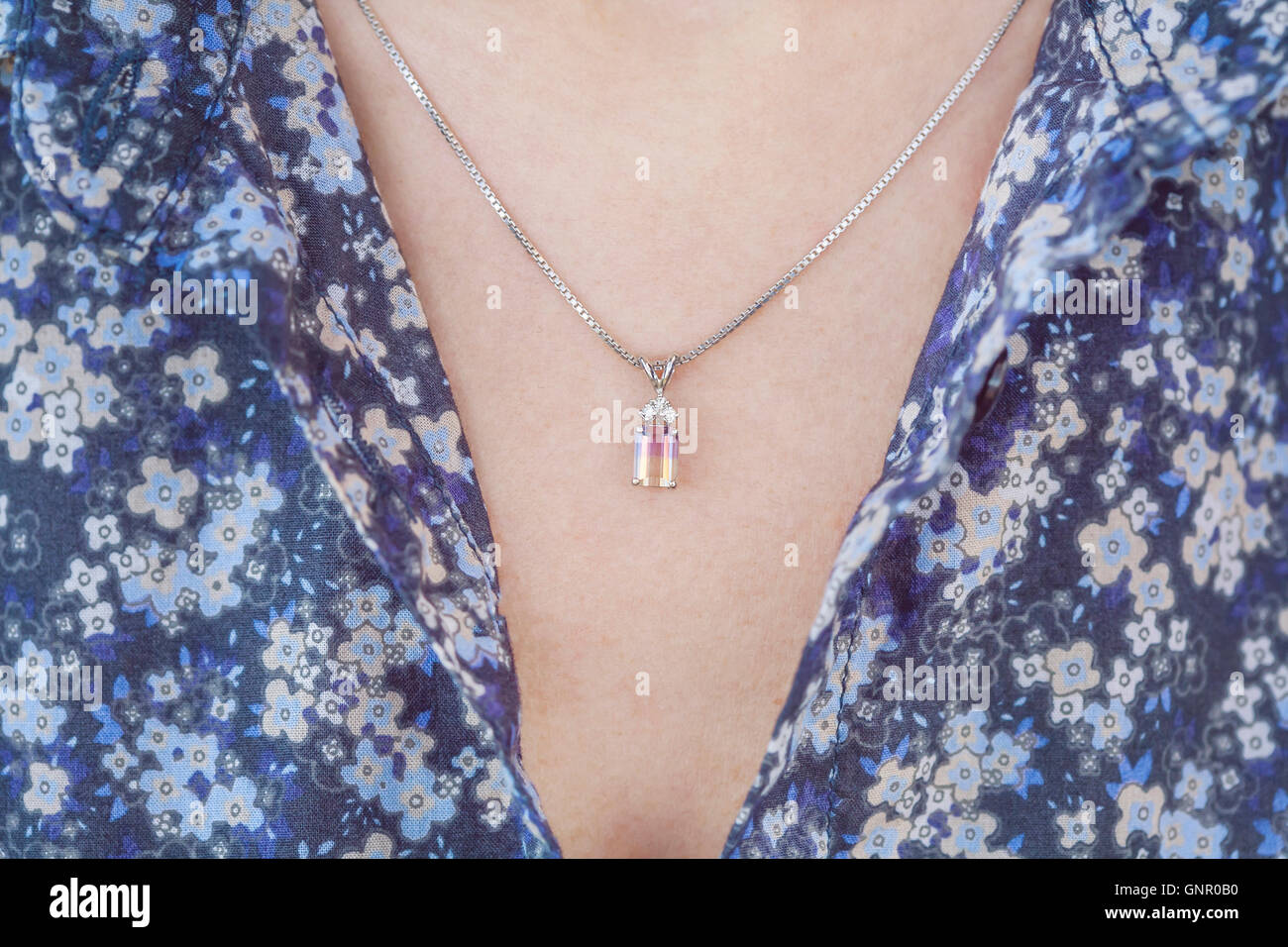 Woman Wearing Gold Necklace High Resolution Stock Photography and ...