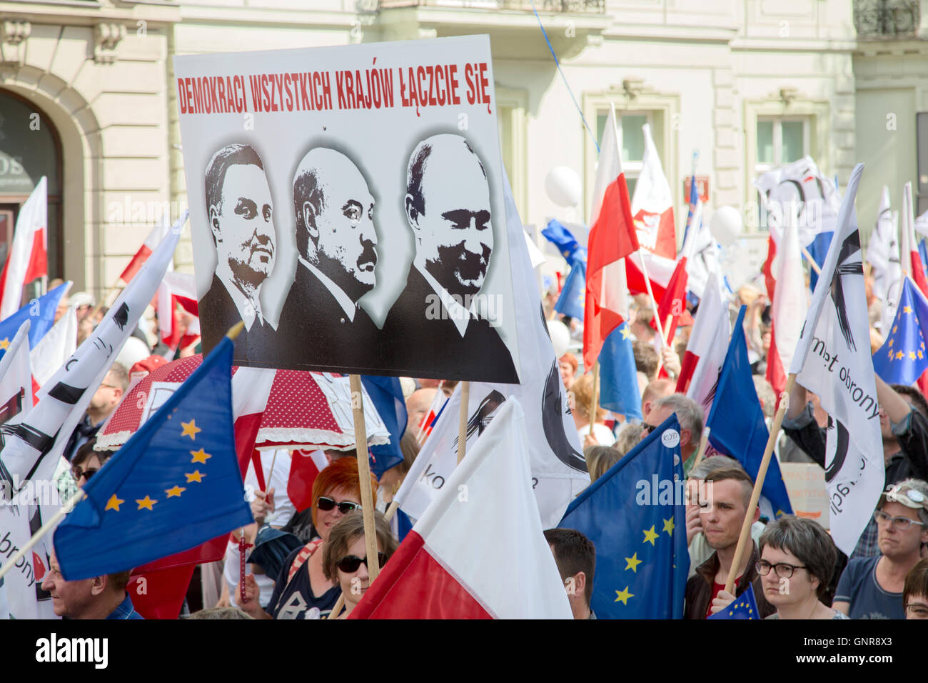 Warsaw, Poland, demonstration of about bipartisan Oppositionsbuendnises for the rescue of Polish democracy Stock Photo