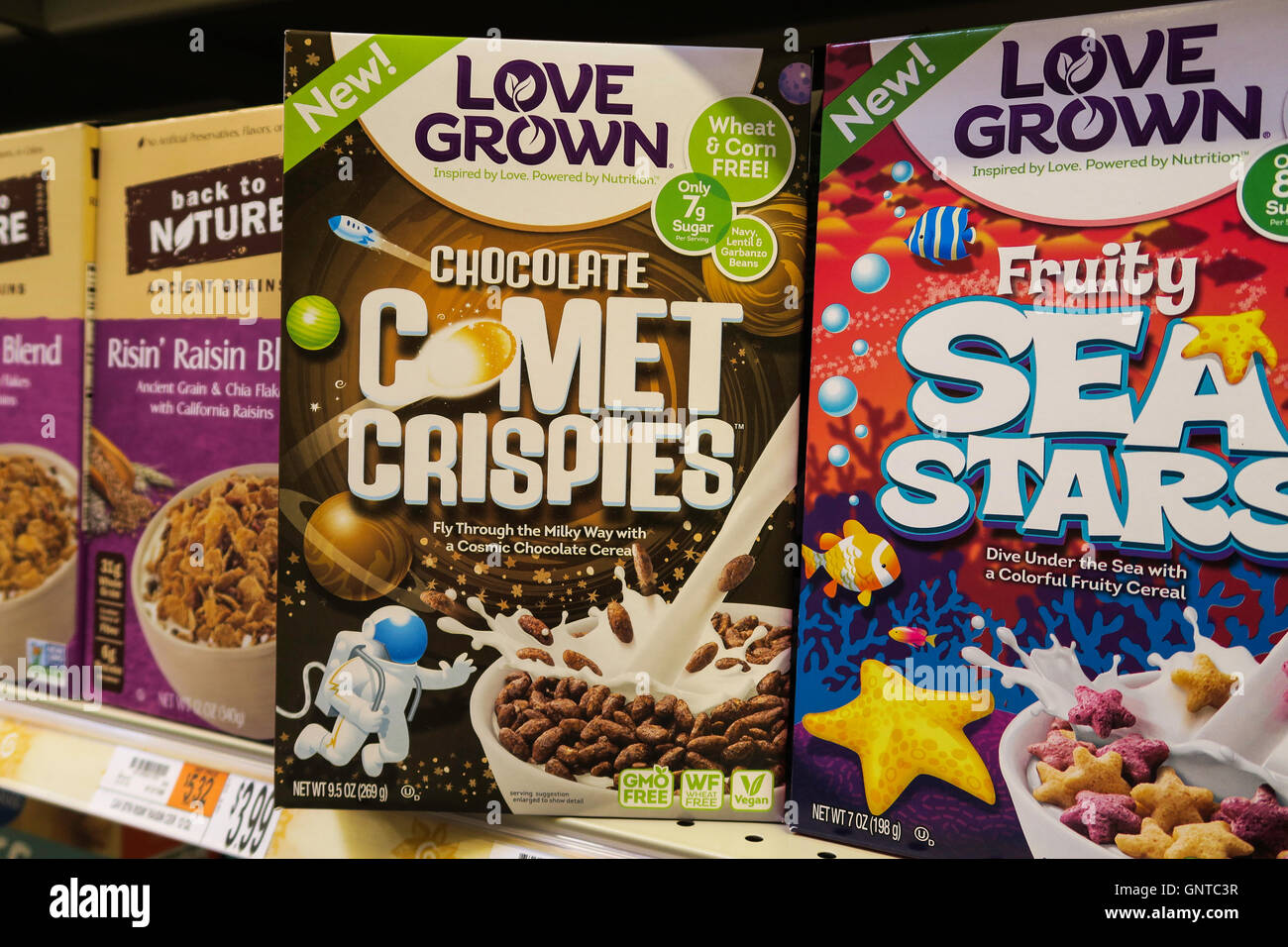 'Love Grown' Cereal at Wegmans Grocery Store, Westwood, Massachusetts, USA Stock Photo