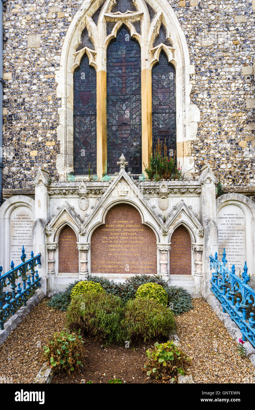 Tomb of Victorian prime minister Benjamin Disraeli and wife MaryAnne