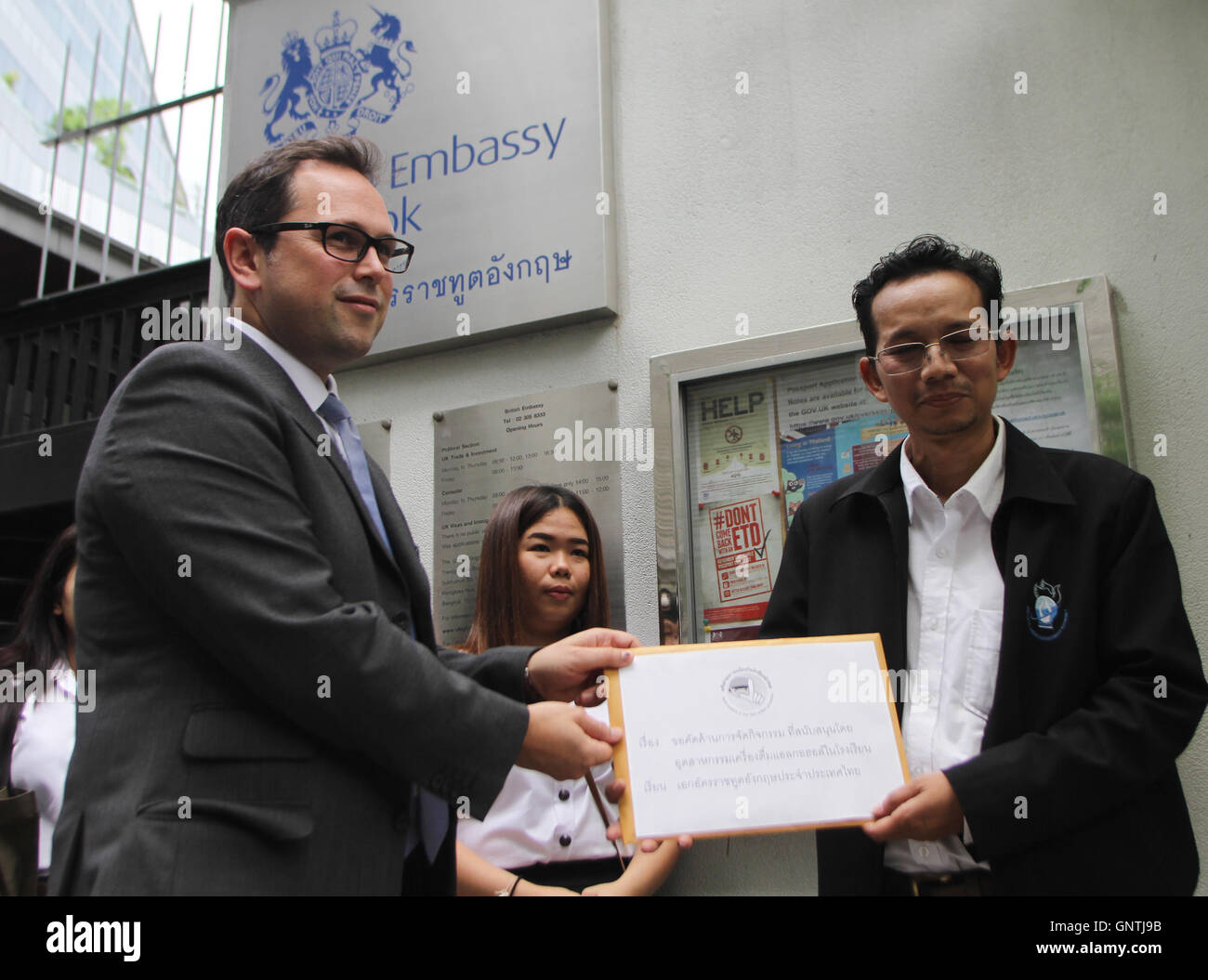 Thailand 01st Sep 16 Mr Komrong Chudecha Right Coordinator Surveillance Network Liquor Business Filed An Submitted A Letter To Mr Daniel Filler Left Second Secretary Political Affairs At Front