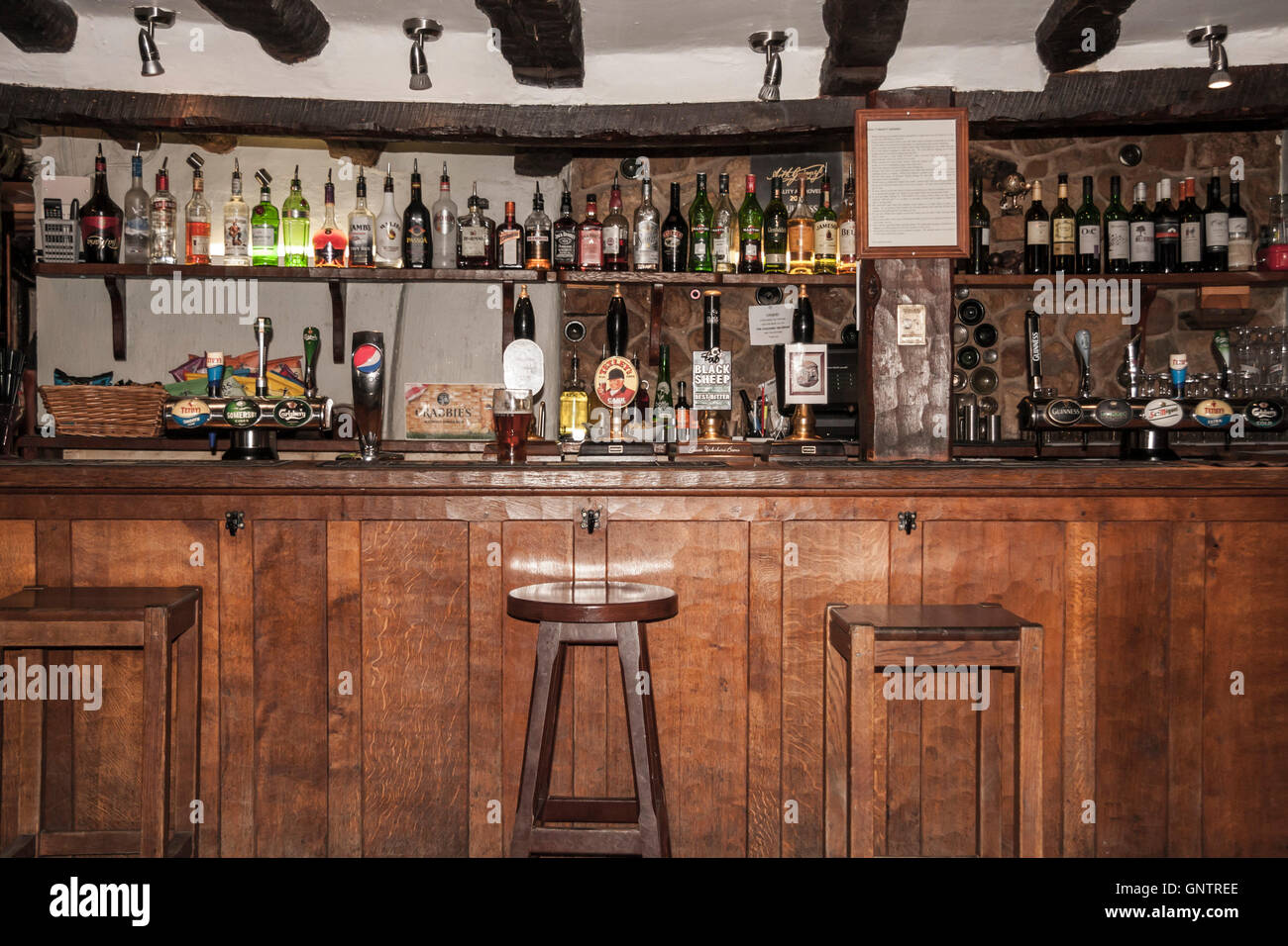 Interior of a public house bar in the market town of Helmsley,North Yorkshire,England, UK Stock Photo