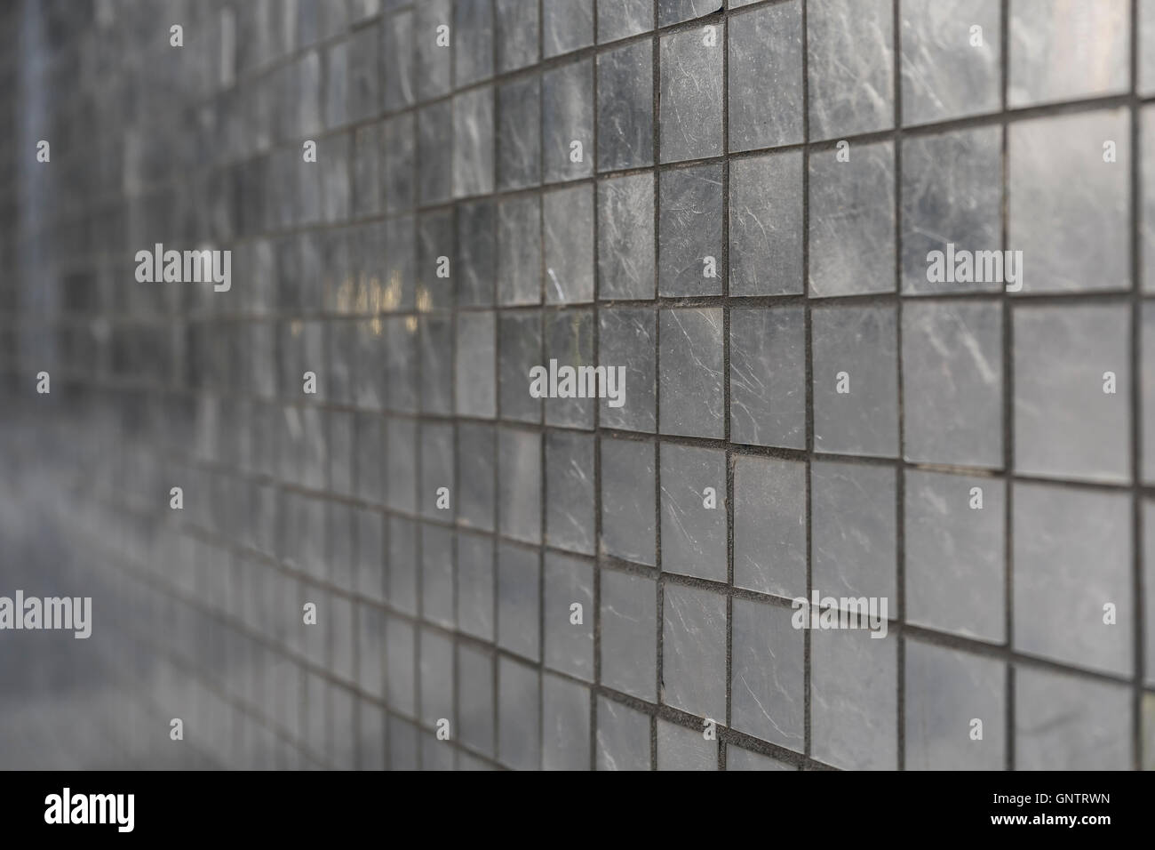mirror tiles wall Stock Photo Alamy