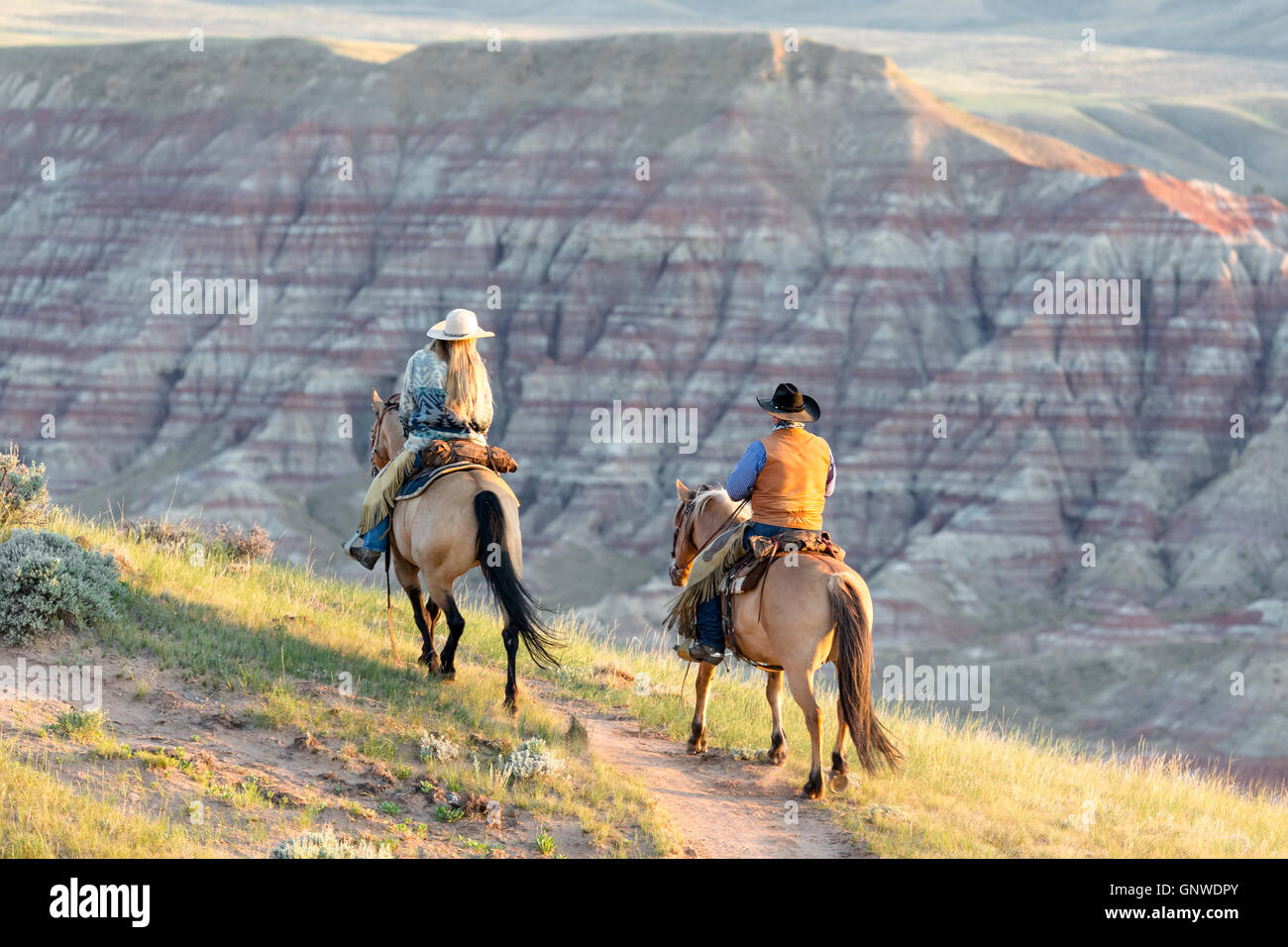 WY0092400...WYOMING John Lucas and Jessica Howard horseback ridding