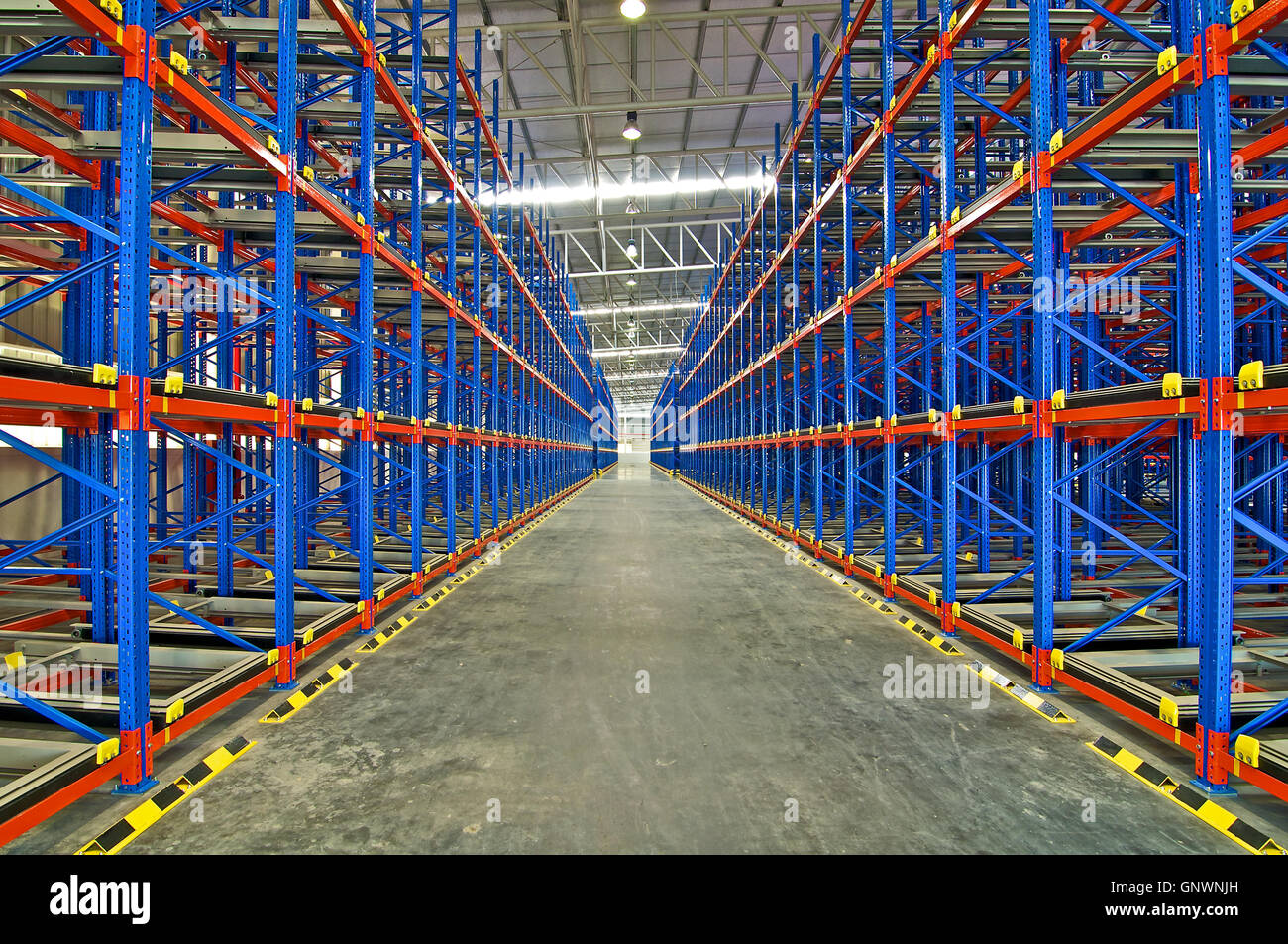 Warehouse storage racking pallet system for metal shelving distribution center Stock Photo