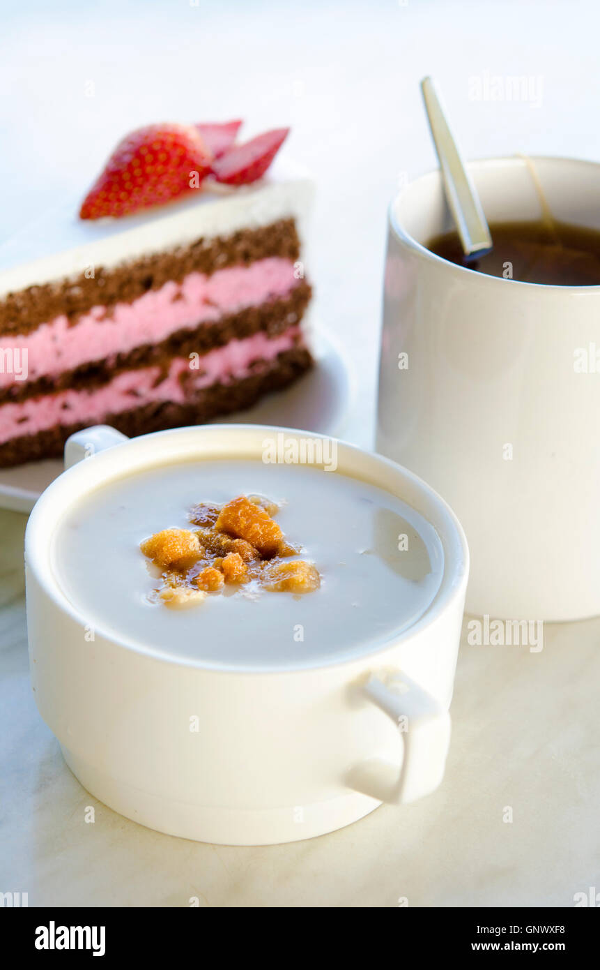 creamy mushroom soup Stock Photo - Alamy