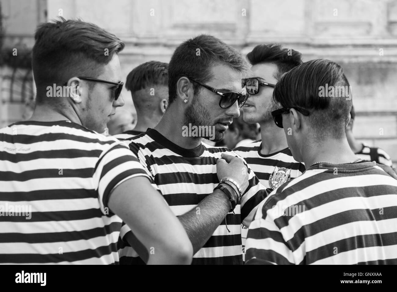 Venice, Italy. 1st september, 2016.  (EDITOR NOTE: this image has been converted in black and white) The Gondolini and the 'Regatanti' (rowers) gather for the blessing at Santa Maria della Salute church ahead of Sunday Historic Regata.The Historic Regata is the most exciting boat race on the Gran Canal for the locals and one of the most spectacular. © Simone Padovani / Awakening / Alamy Live News Stock Photo