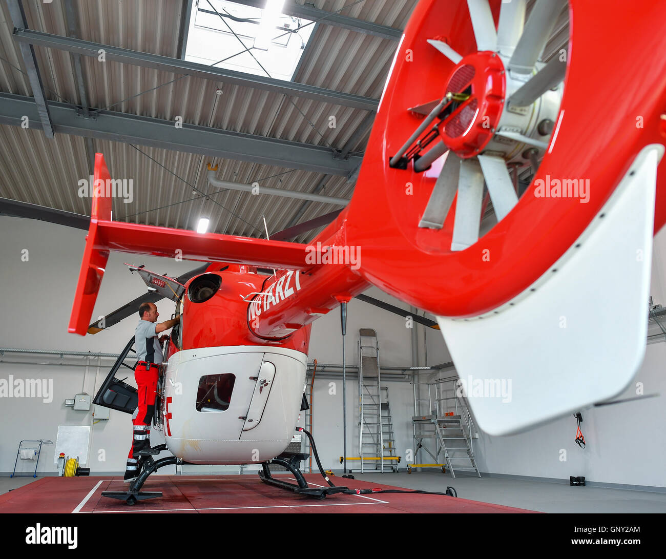 Page 2 Drf Air Rescue High Resolution Stock Photography And Images Alamy