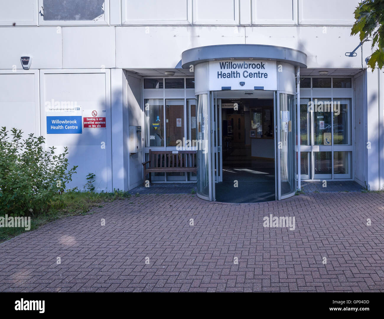 Willowbrook health centre, Corby, England Stock Photo Alamy