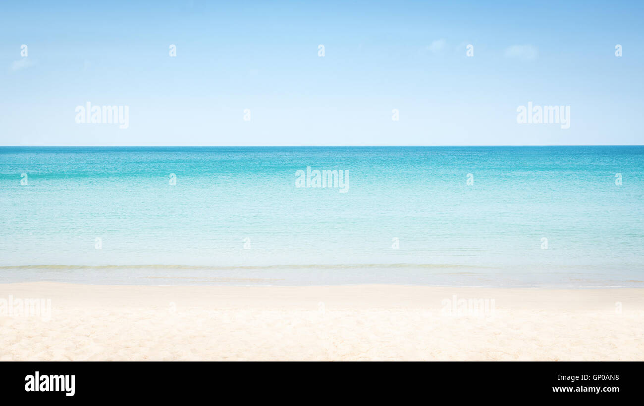 Tropical thai beach hi-res stock photography and images - Alamy