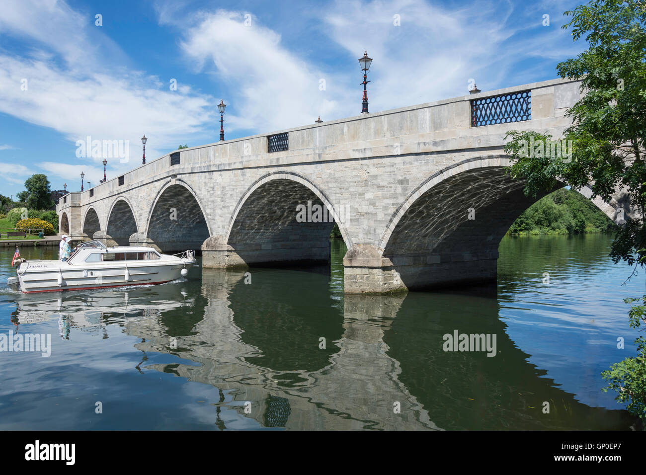 Chertsey Bridge over River Thames, Chertsey, Surrey, England, United Kingdom Stock Photo