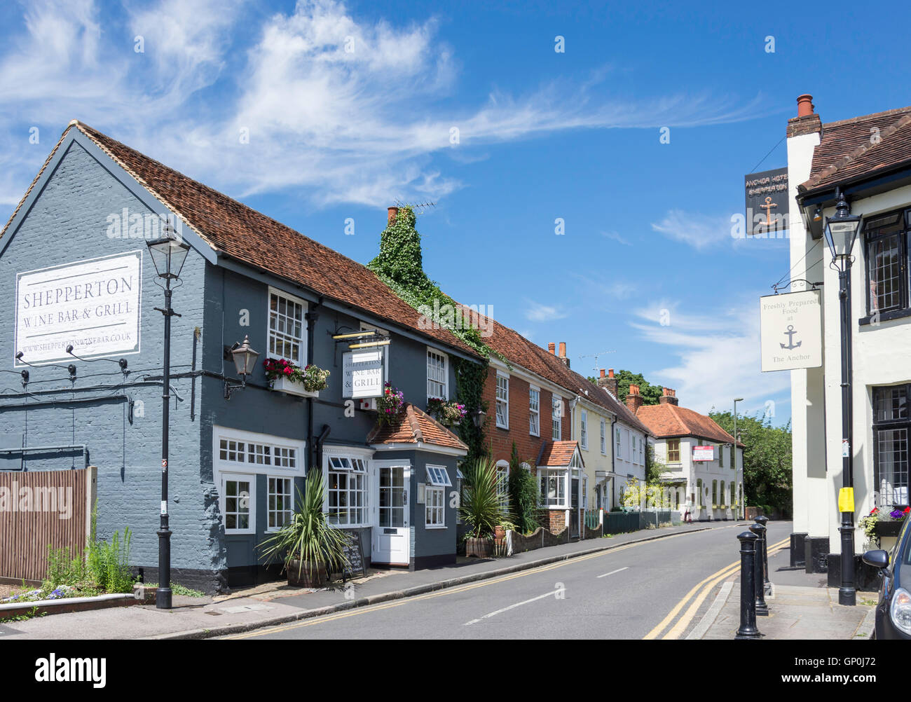 Chertsey road hires stock photography and images Alamy