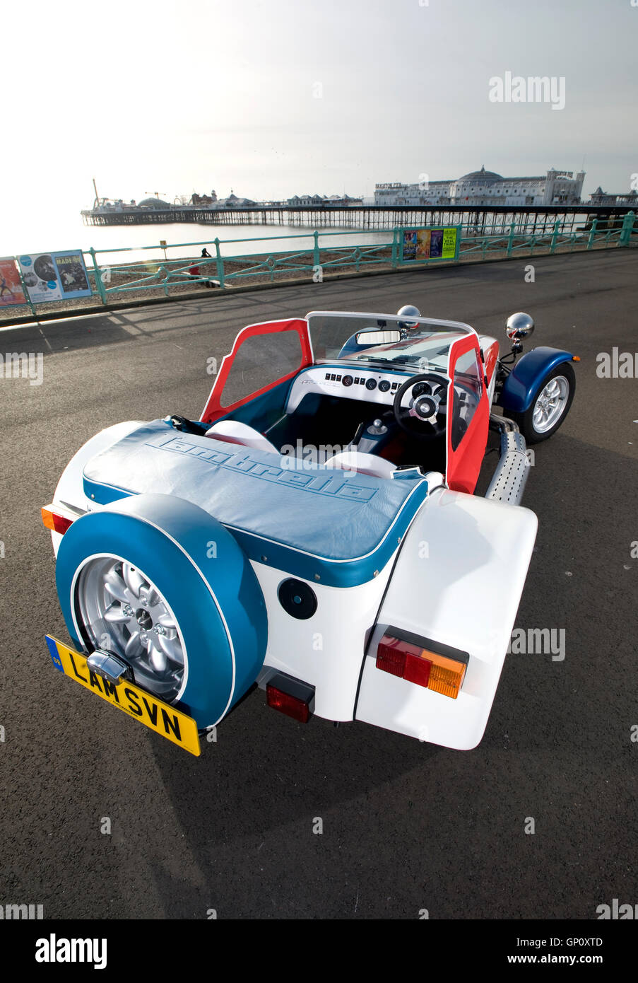 Union Jack painted 2009 Caterham 7 sports car Stock Photo Alamy