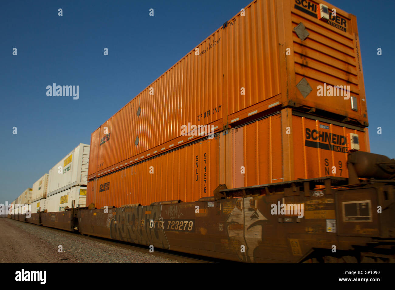 Freight train usa hires stock photography and images Alamy