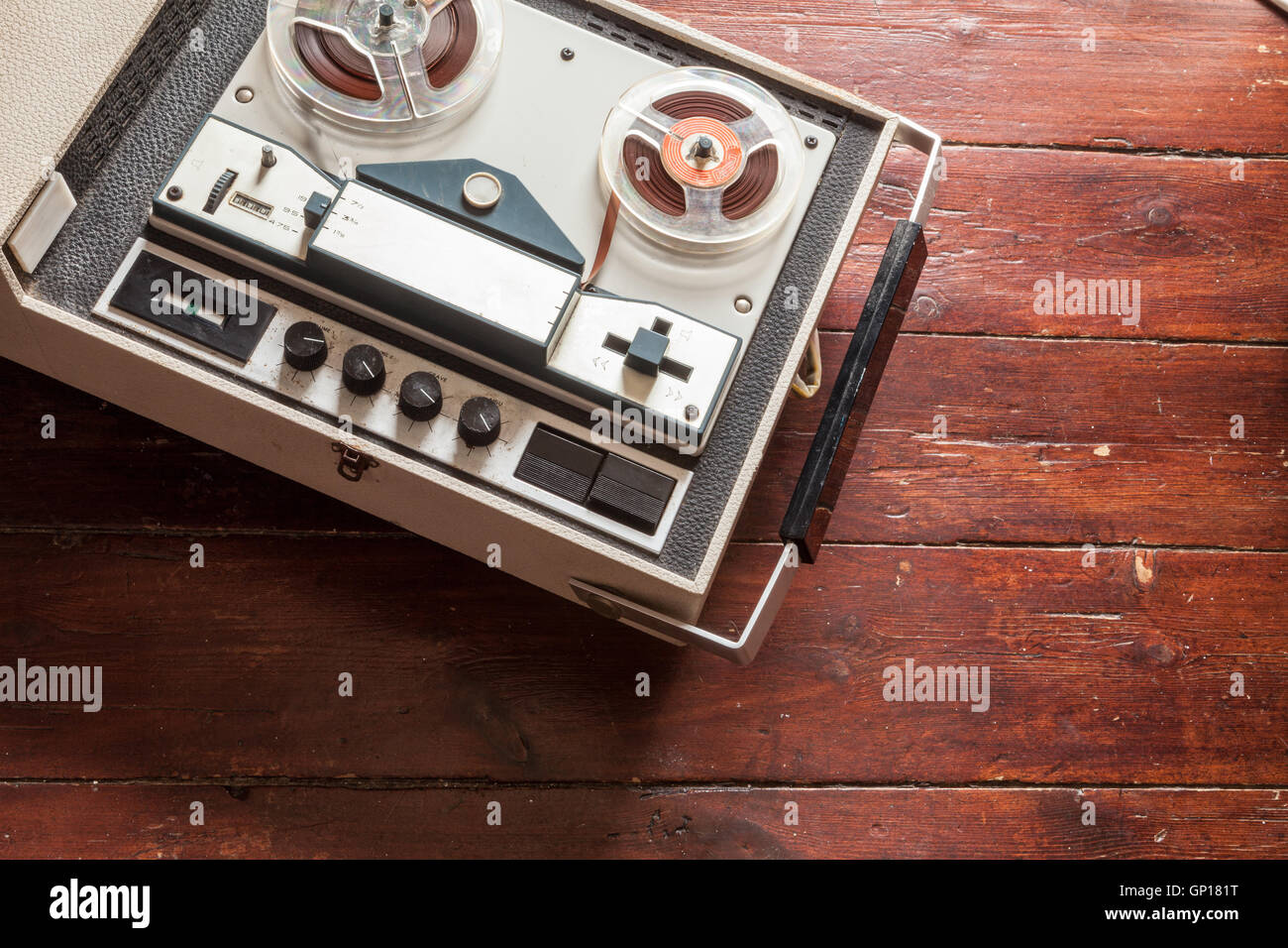Old tape recorder hi-res stock photography and images - Alamy