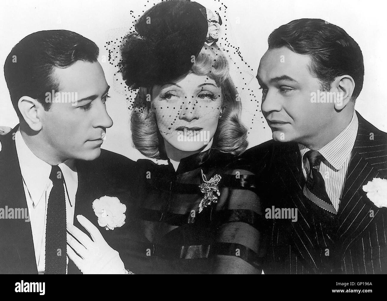 George Raft,  Marlene Dietrich, Edward G. Robinson *** Local Caption *** 1941, Manpower, Herzen In Flammen Stock Photo