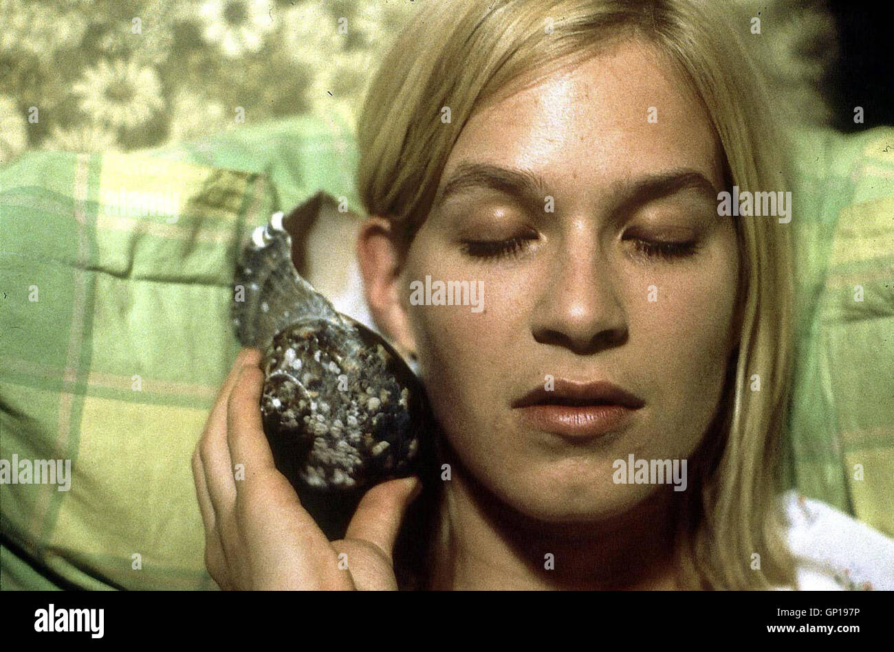 Franka Potente Sissi (Franka Potente) arbeitet als Krankenschwester in einer psychatrischen Anstalt.  *** Local Caption *** 2000, Krieger Und Die Kaiserin, Der, Der Krieger Und Die Kaiserin Stock Photo