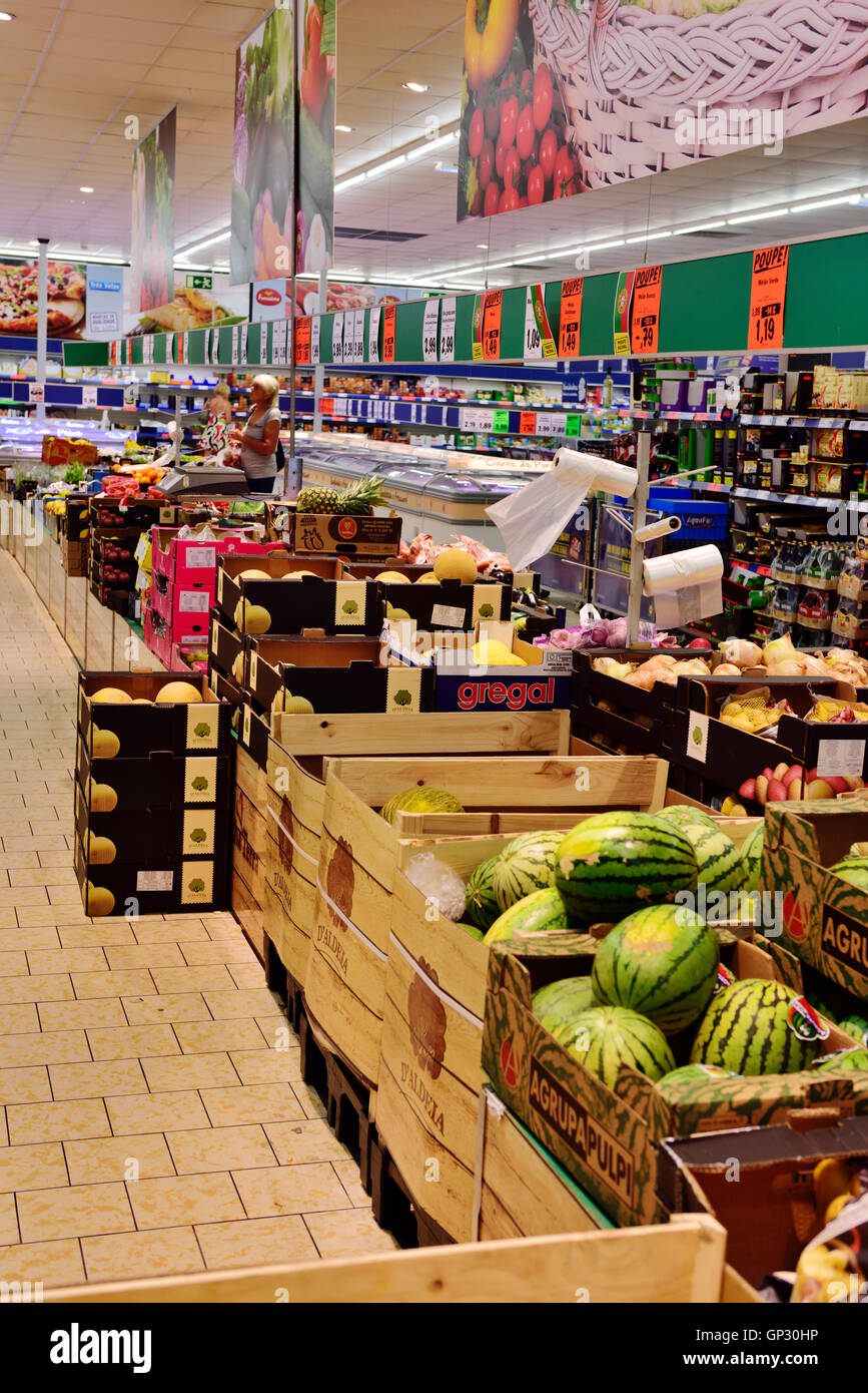 Melons on display in food store, Lidl. Loulé, Algarve, south Portugal