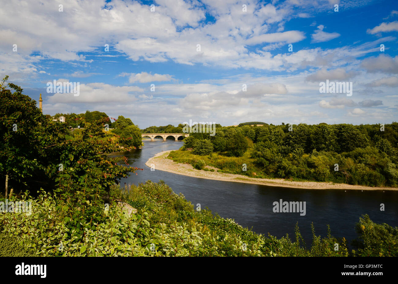 Coldstream Bridge crossing the English Scottish Border Stock Photo Alamy