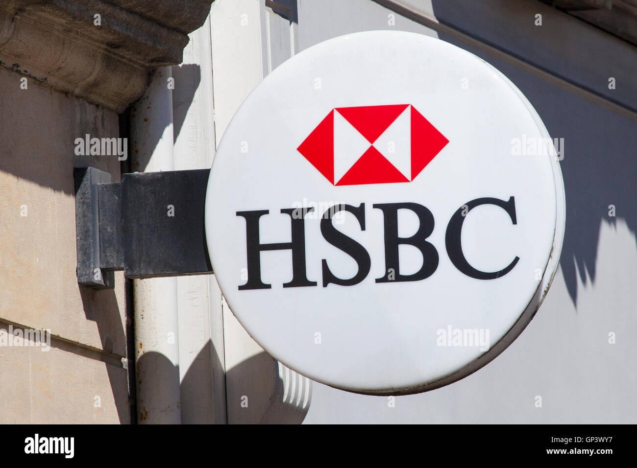 Hsbc uk bank plc hi-res stock photography and images - Alamy