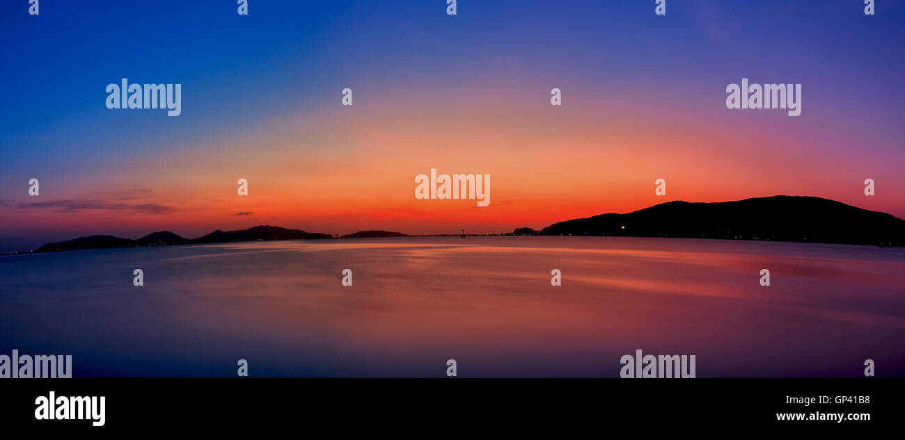 Sky panorama hi-res stock photography and images - Alamy