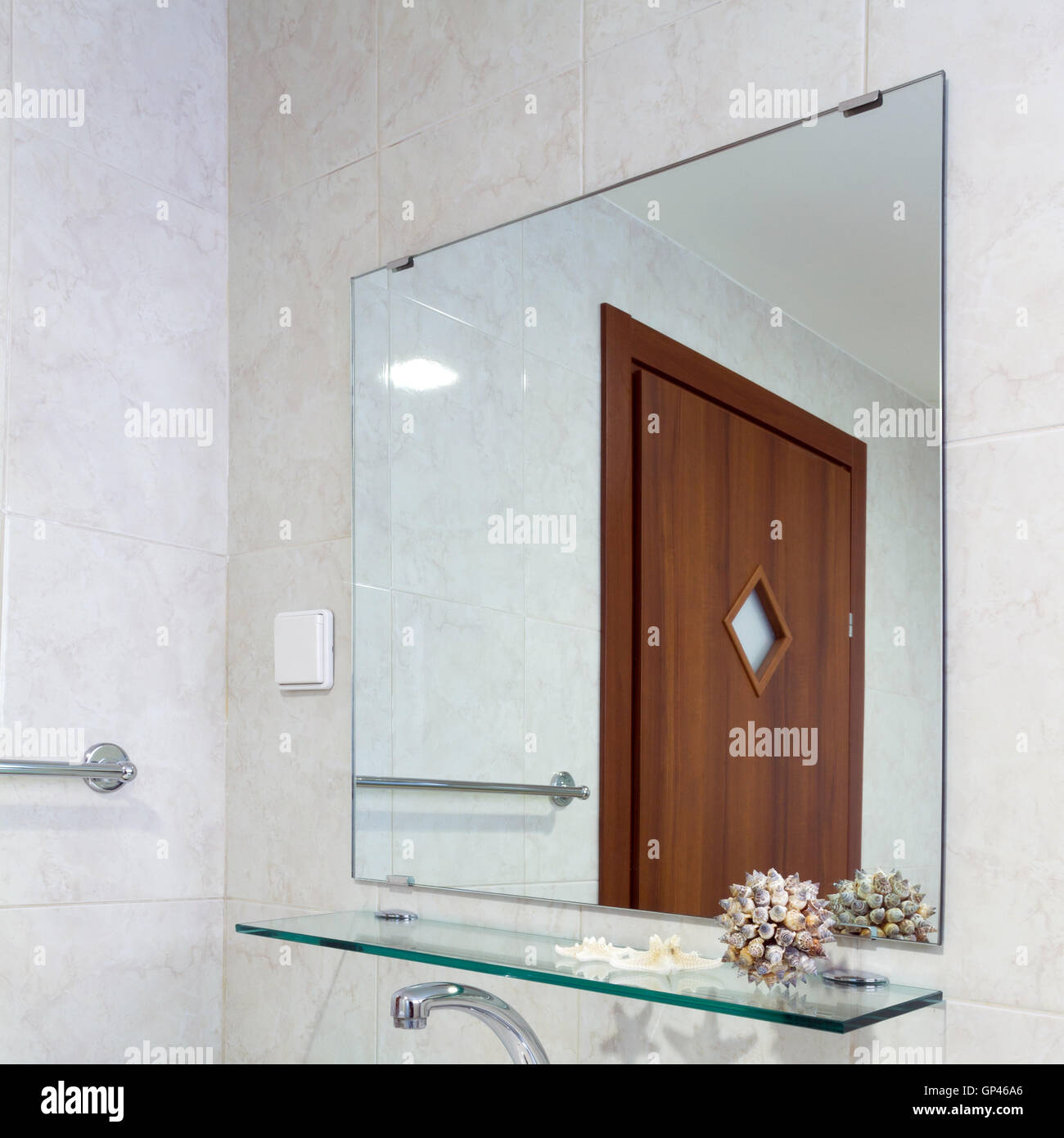 Interior home design hi-res stock photography and images - Alamy
