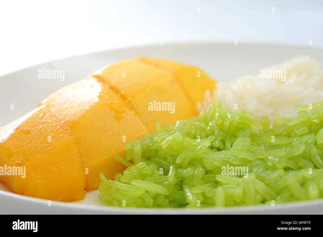 Sticky Rice with Mango Stock Photo - Alamy
