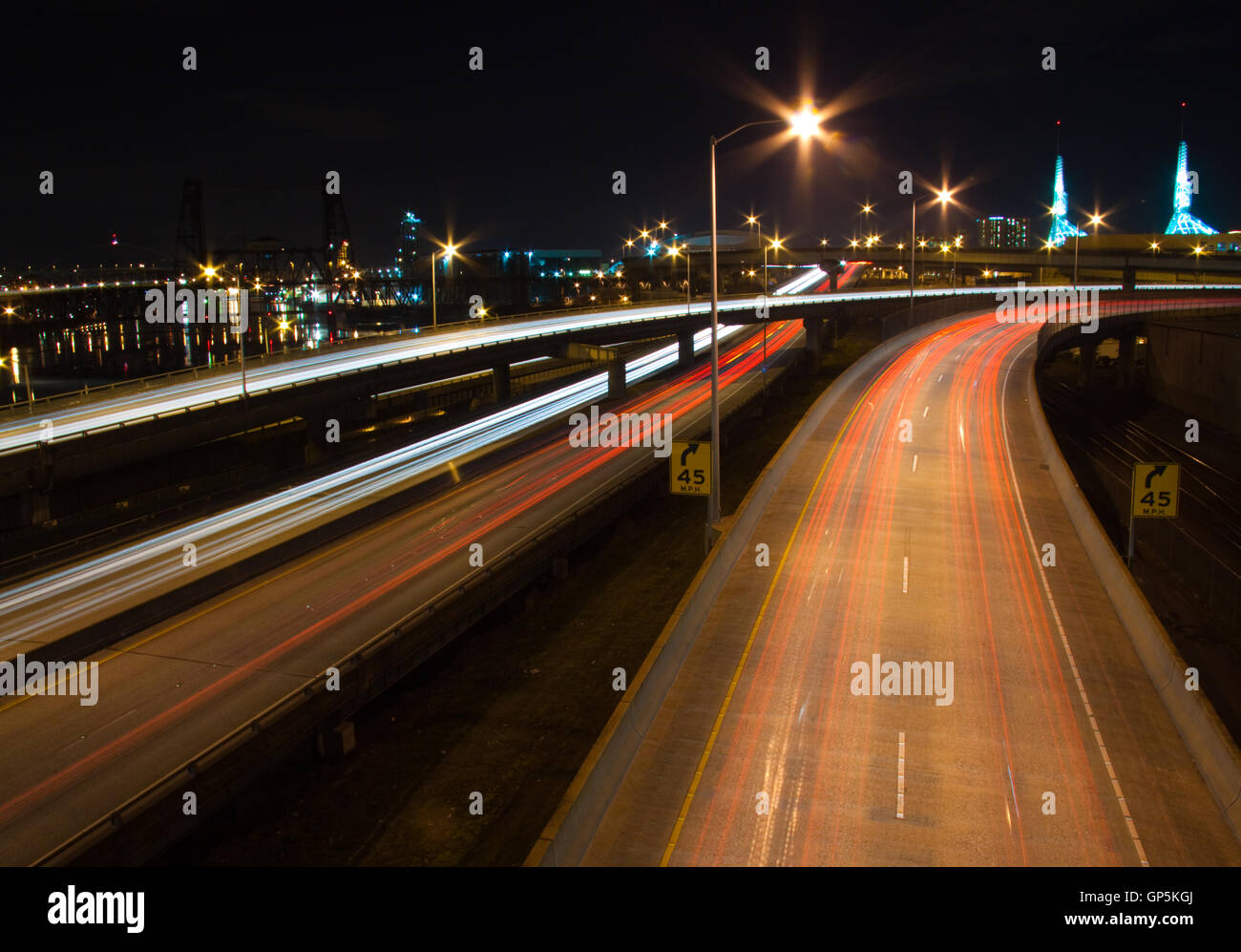 Portland oregon city skyline highway hi res stock photography and