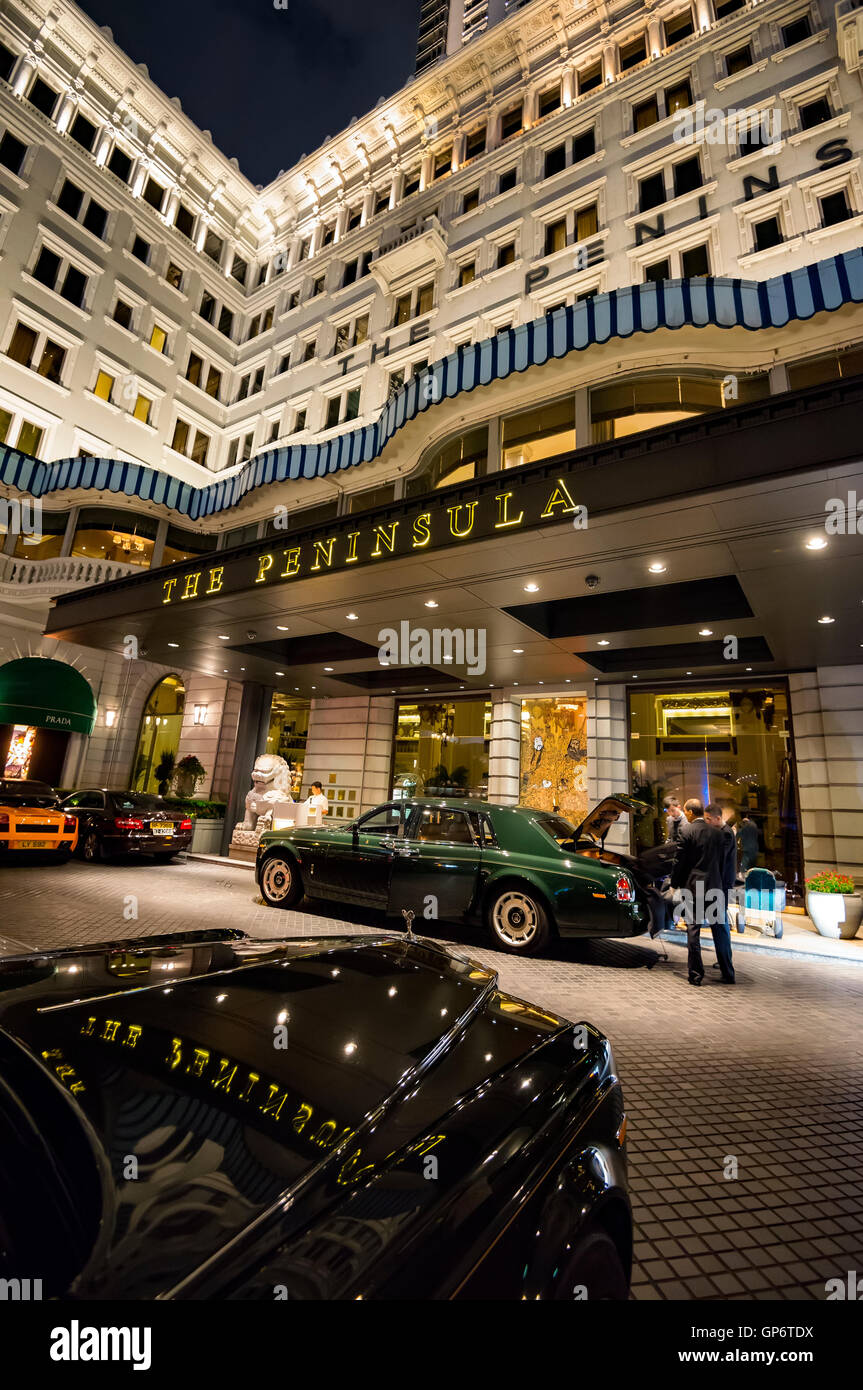 The famous Peninsula Hotel, Hong Kong, China Stock Photo - Alamy