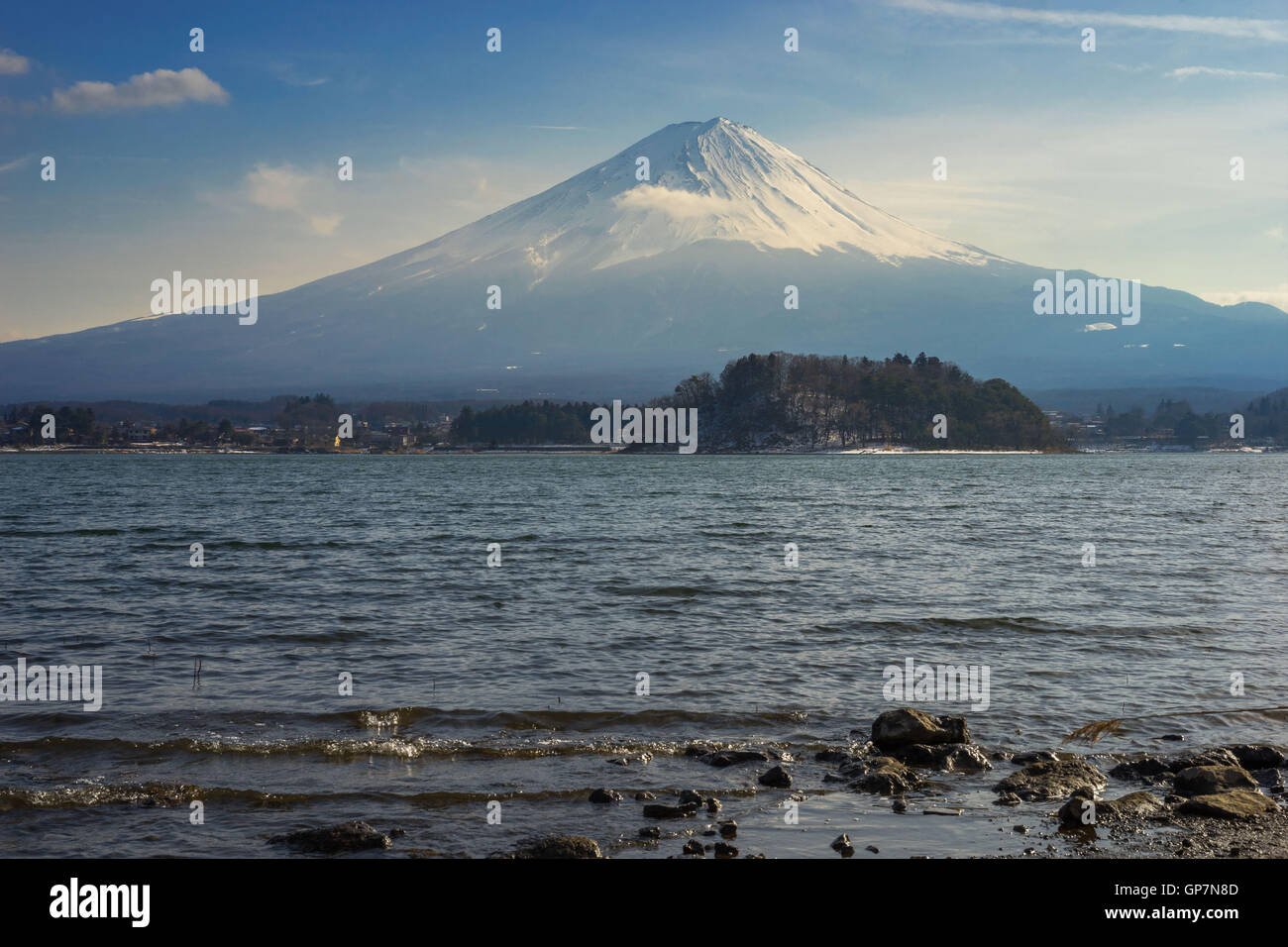 Kawaguchi lake near mount fuji, japan Stock Photo - Alamy