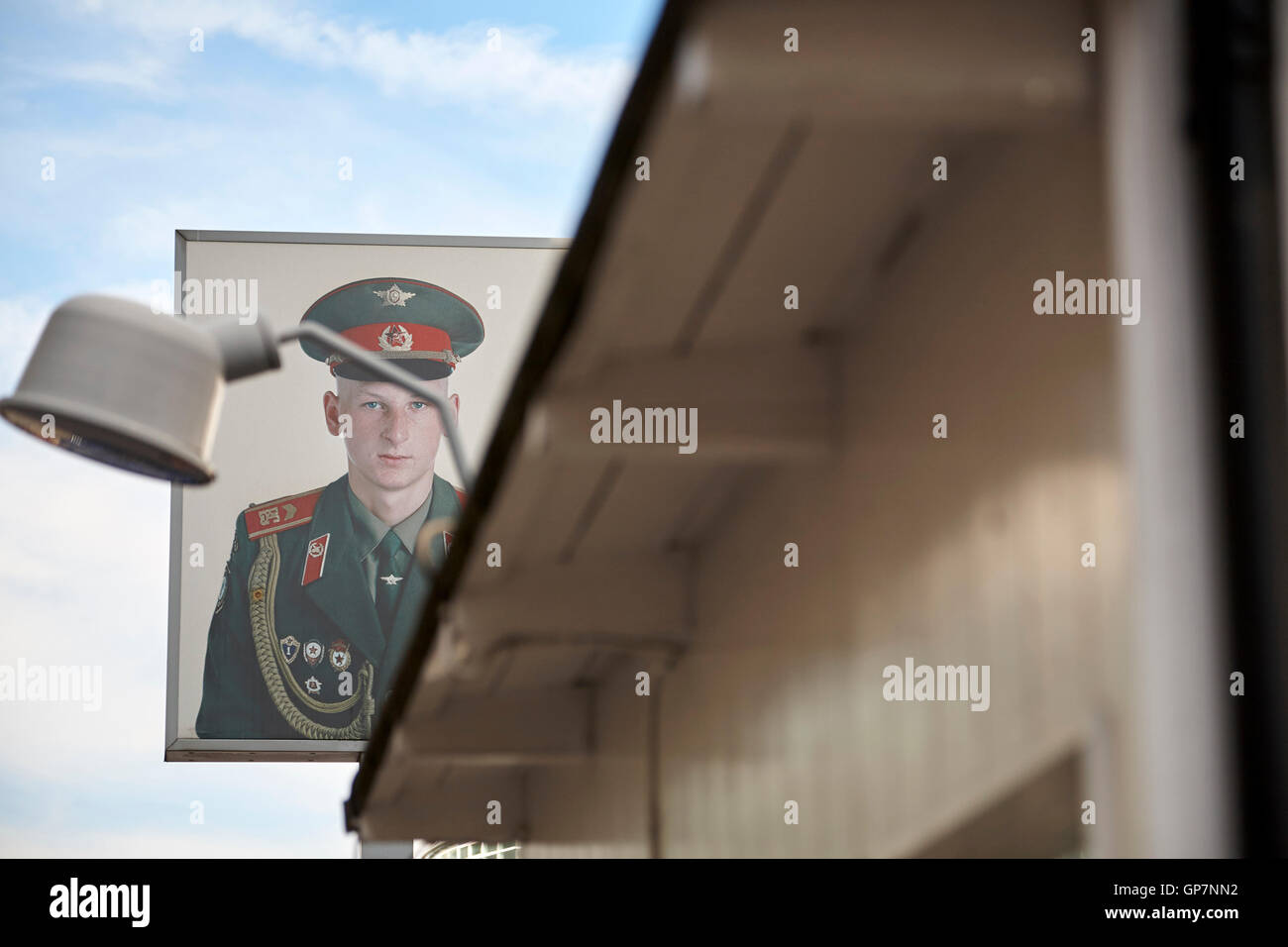 Checkpoint Charlie, Berlin with the Russian / Soviet soldier Stock Photo
