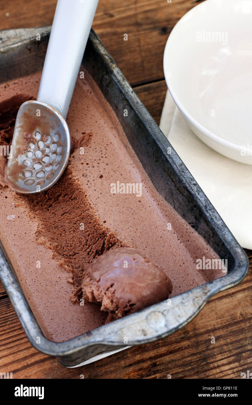 Homemade chocolate ice cream Stock Photo - Alamy