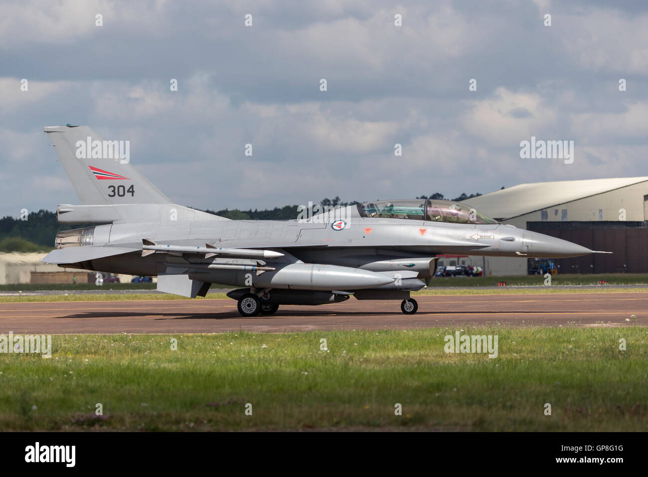 Royal Norwegian Air Force (Luftforsvaret) General Dynamics F-16BM fighter aircraft Stock Photo