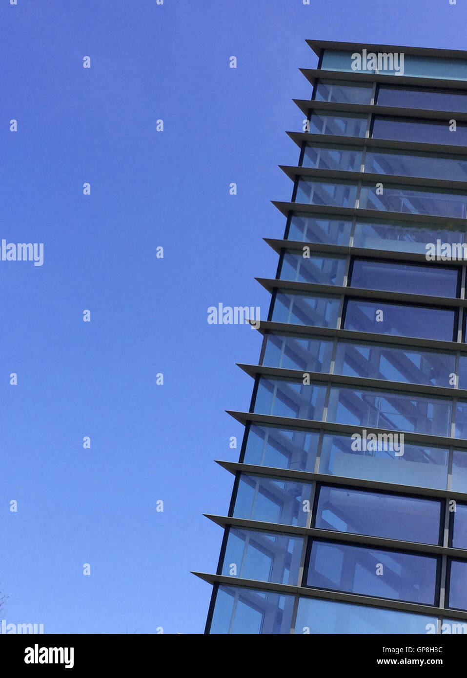 Modern glass office building Stock Photo - Alamy