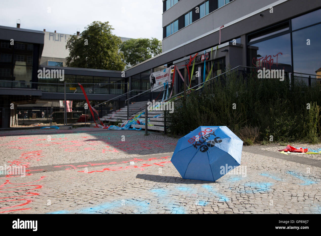 September 2, 2016 - Blockupy activists decorate jobcenter in Berlin Wedding with banner, chalk-spraypaint and toiletpaper to protest against Hatz IV labor laws. This is part of Blockupy protests taking place all over Berlin. © Michael Trammer/ZUMA Wire/Alamy Live News Stock Photo