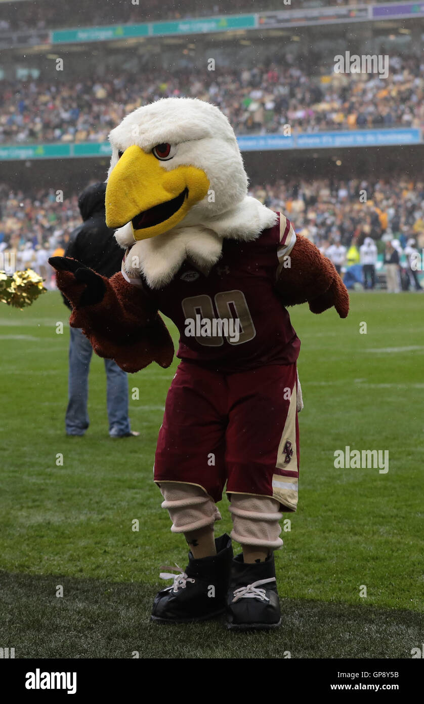 Aviva Stadium, Dublin, Ireland. 03rd Sep, 2016. American College Football. Boston College versus Georgia Tech. Boston College mascot Eagle cheers on the team. © Action Plus Sports/Alamy Live News Stock Photo