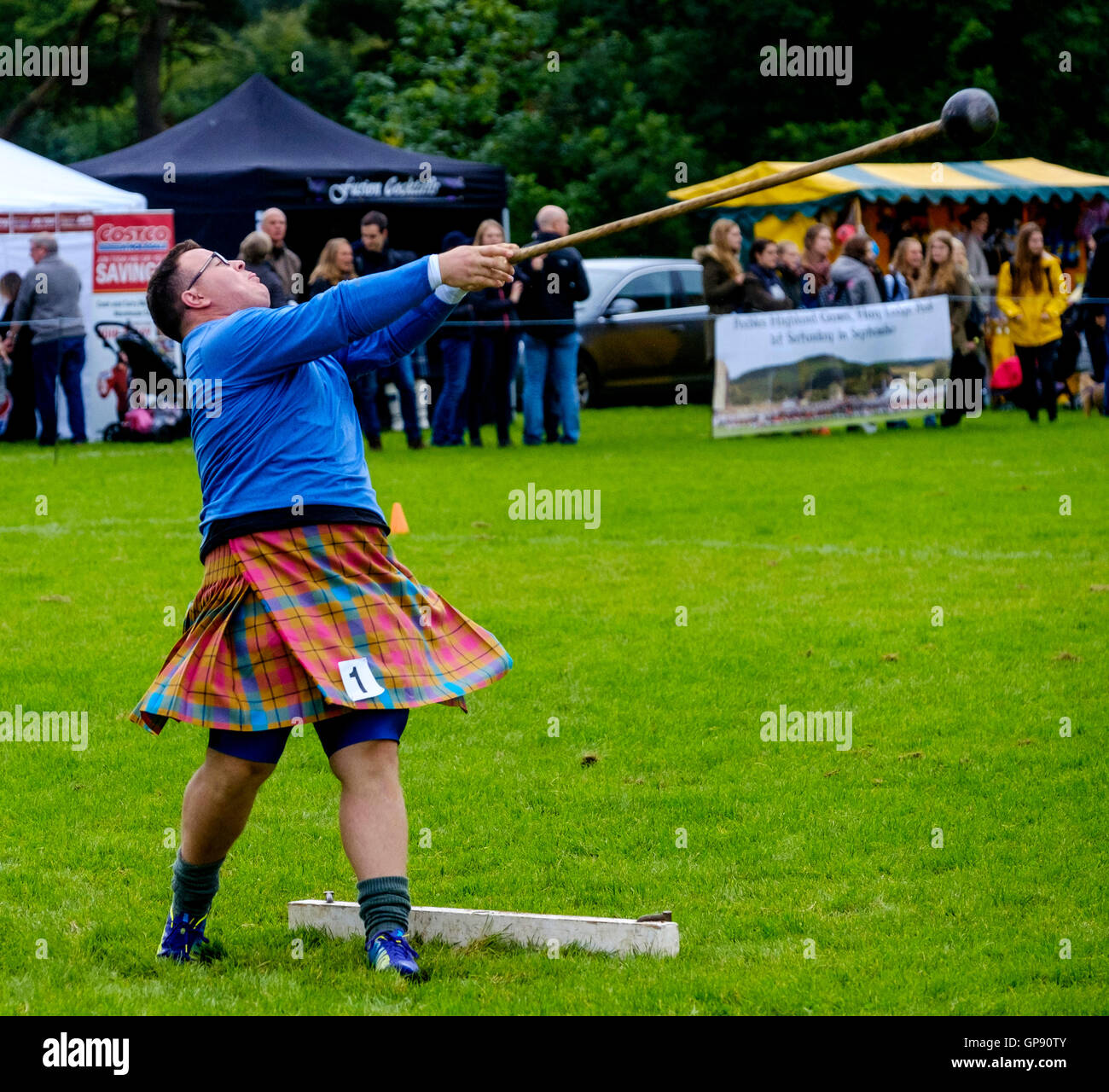 Haggis throwing hires stock photography and images Alamy