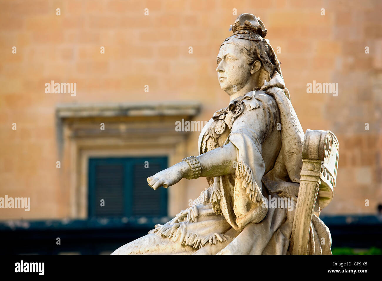 Statue of queen Victoria, Valletta, Malta Stock Photo Alamy
