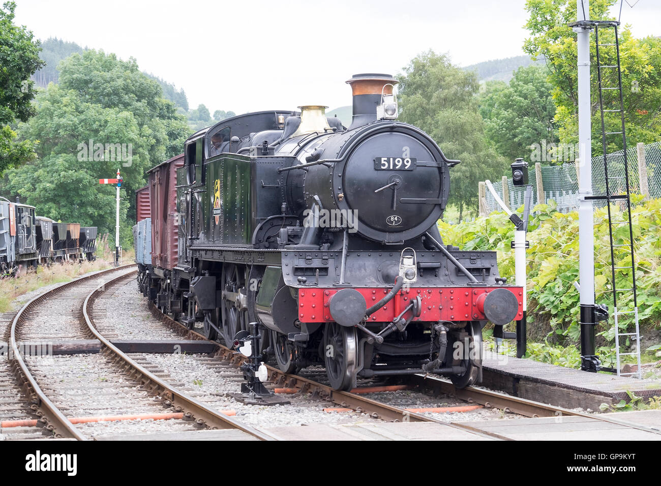 Black steam train hi-res stock photography and images - Alamy