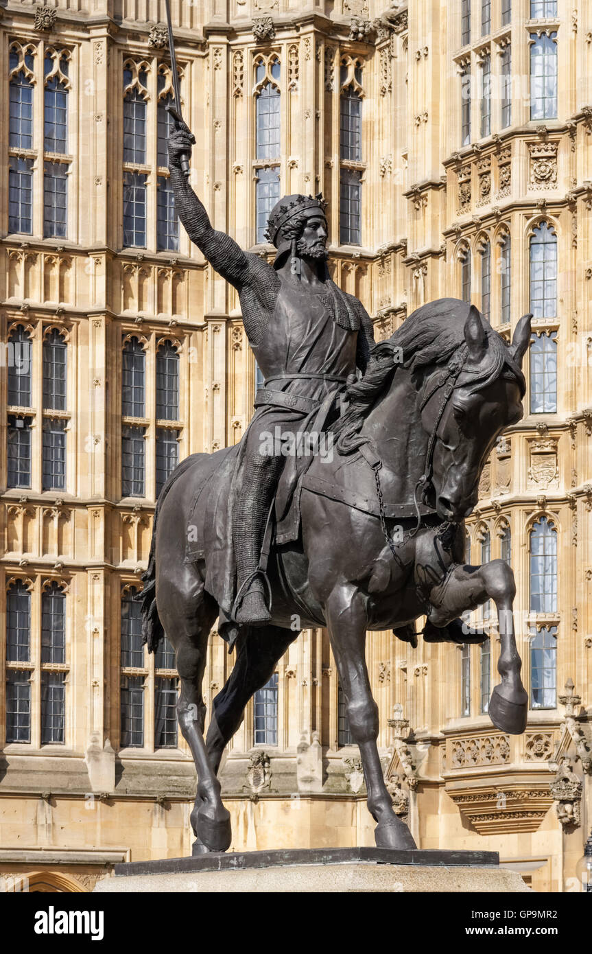 Statue of Richard I of England, Richard the Lionheart outside the Palace of Westminster, London England United Kingdom UK Stock Photo