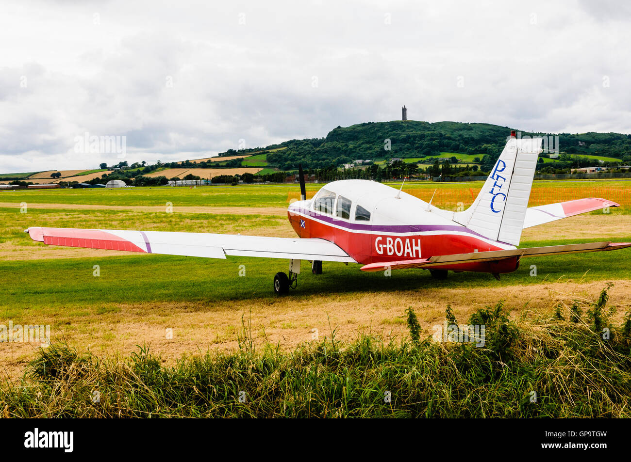 G-BOAH Piper PA-28-161 Warrior II (1984) on the grass at Newtownards airfield. Stock Photo