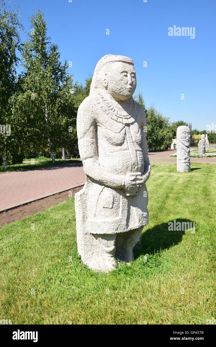 Statue and warrior hi-res stock photography and images - Alamy