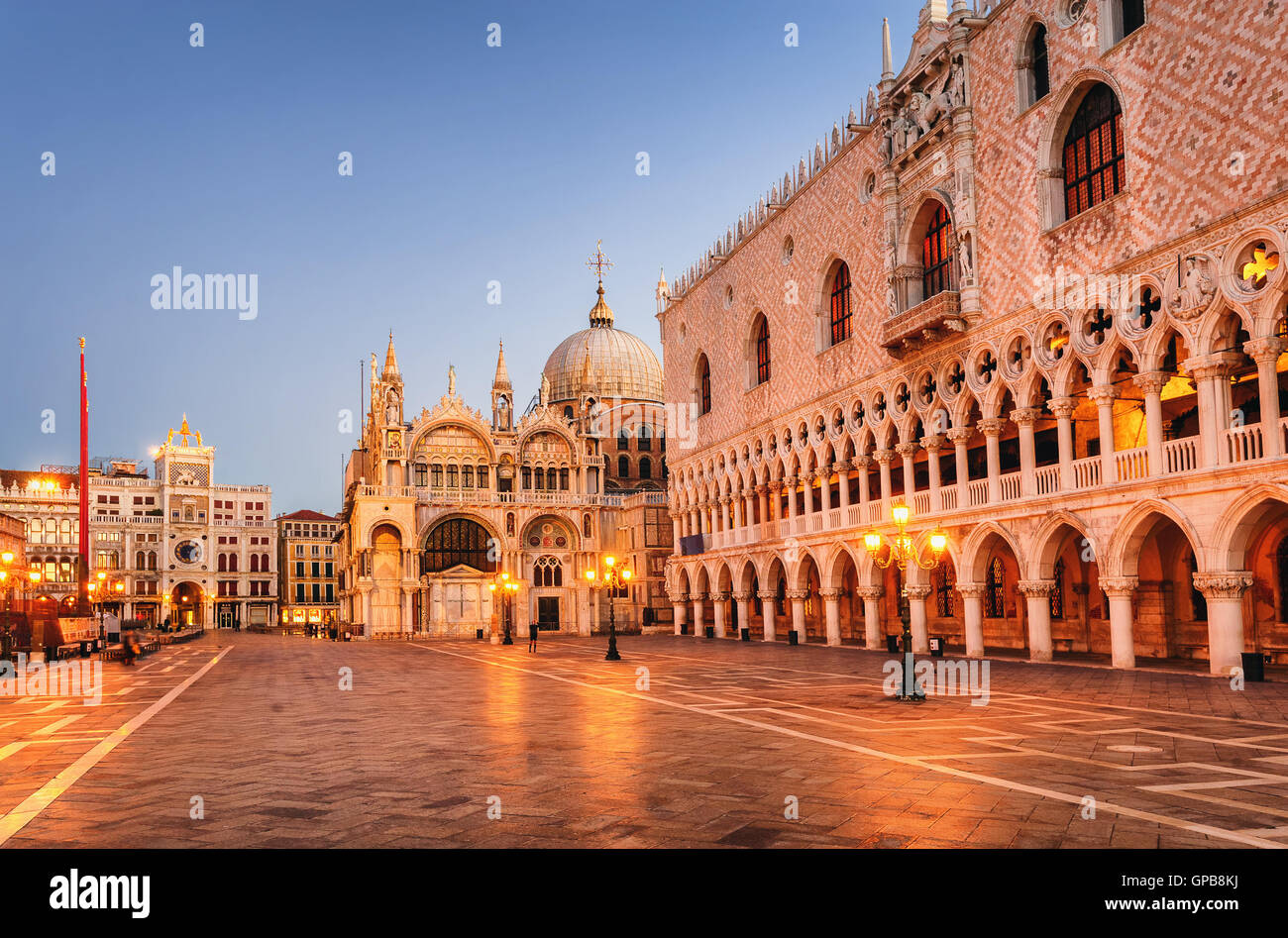 Venice doge’s palace hi-res stock photography and images - Alamy