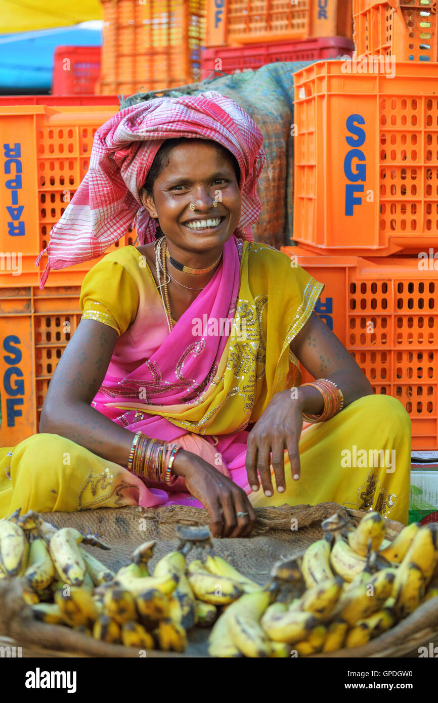 Muria tribe, tribal woman, Haat Market, Haat Bazaar, Jagdalpur, Bastar