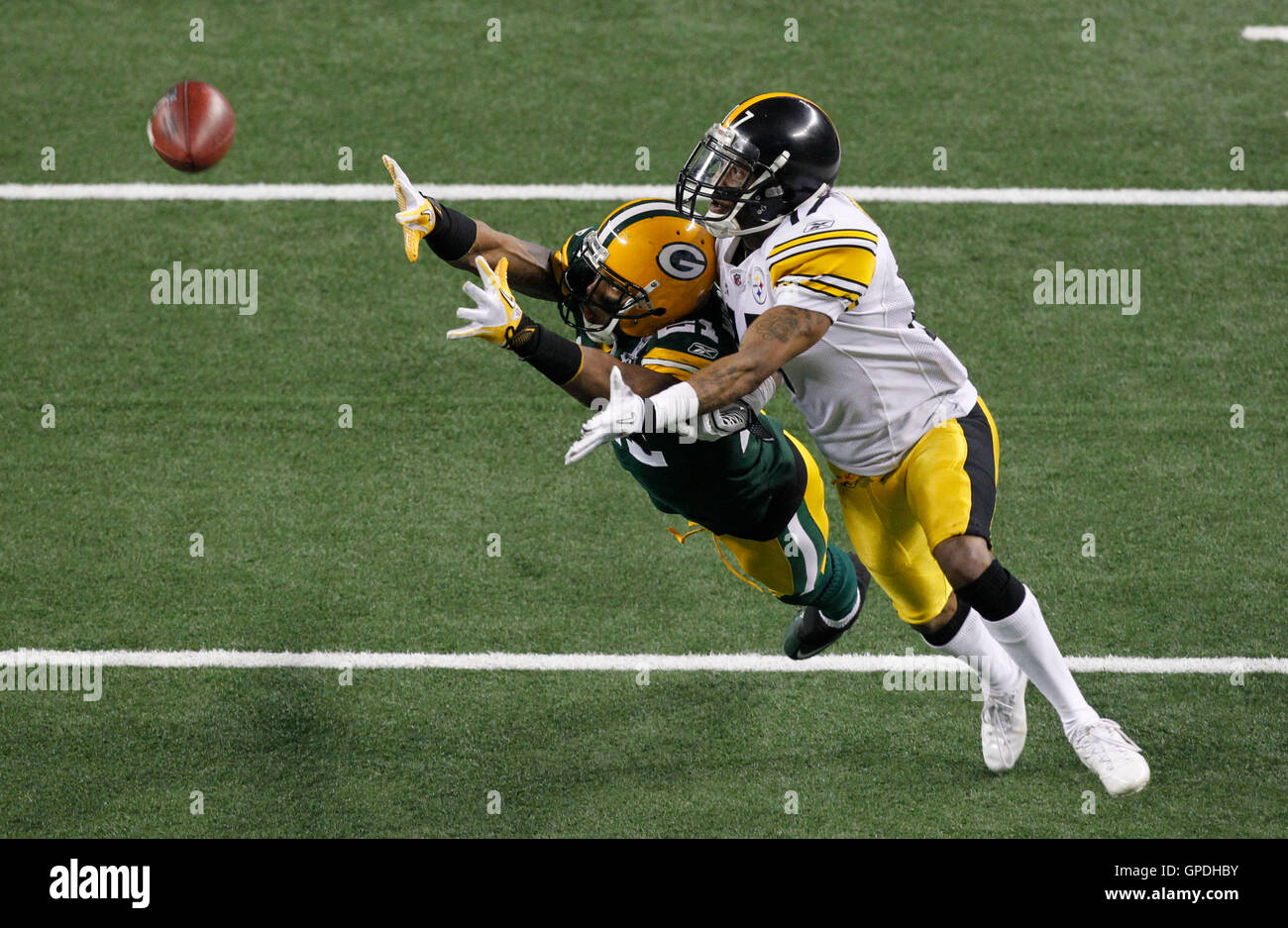 Green Bay Packers cornerback Charles Woodson breaks up a pass intended for  Pittsburgh Steelers wide receiver Mike Wallace in the second quarter during Super  Bowl XLV at Cowboys Stadium in Arlington, Texas