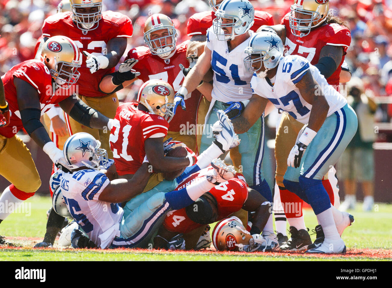 San Francisco 49ers fullback Moran Norris (L) celebrates in the