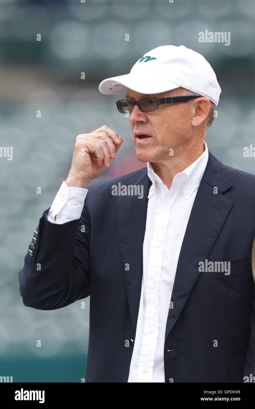 American football team owner hires stock photography and images Alamy