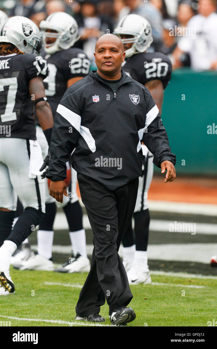 Oakland, California, USA. 2nd Oct, 2011. Raiders Head Coach Hue Jackson  give orders on Sunday, October 2, 2011, at Oakland-Alameda County Coliseum  in Oakland, California. The Patriots defeated the Raiders 31-19. Credit: