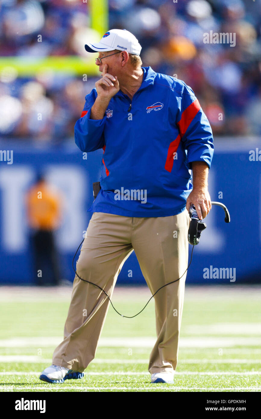 7,924 Buffalo Bills Coach Stock Photos, High-Res Pictures, and Images -  Getty Images